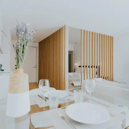 Viva Formosa Lofts Apartment *